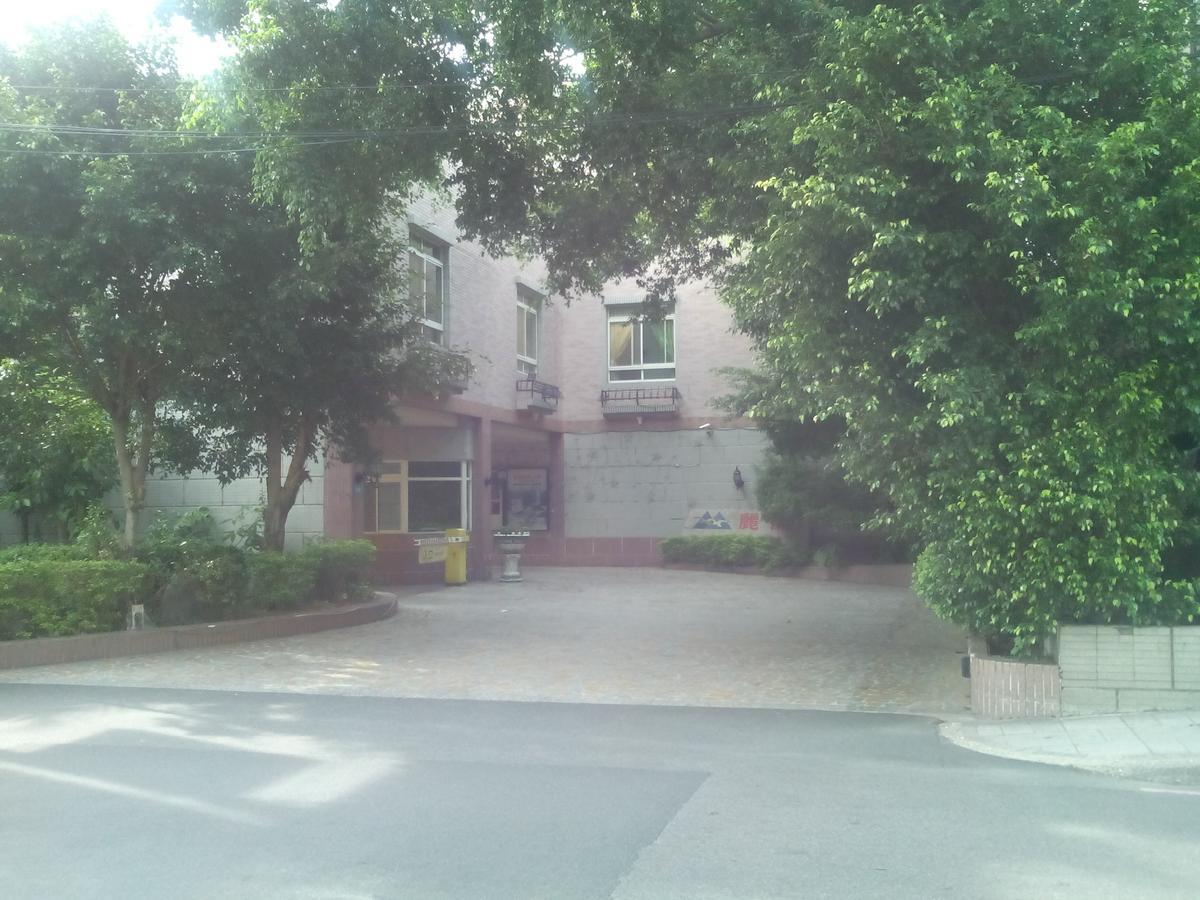 Regin Business Motel Luzhu Εξωτερικό φωτογραφία