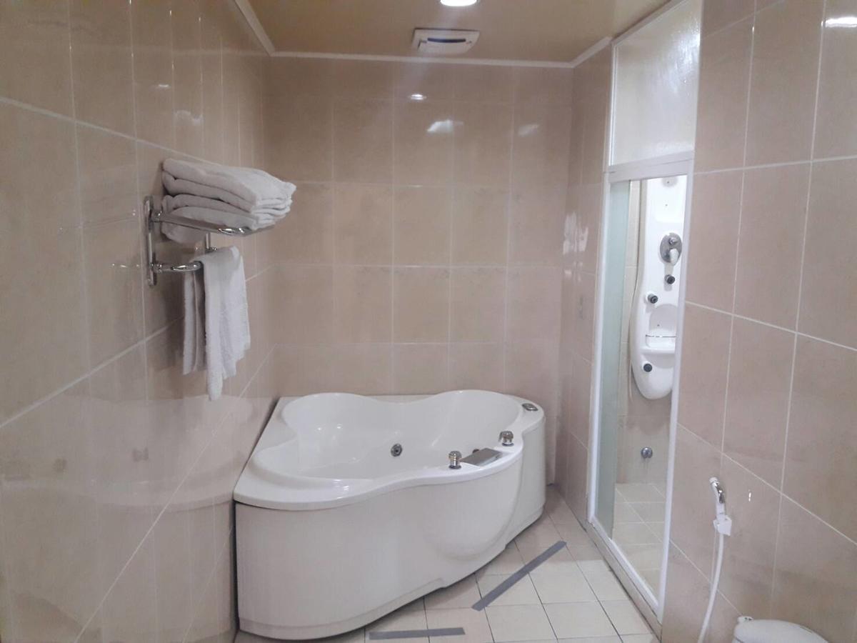 Regin Business Motel Luzhu Εξωτερικό φωτογραφία